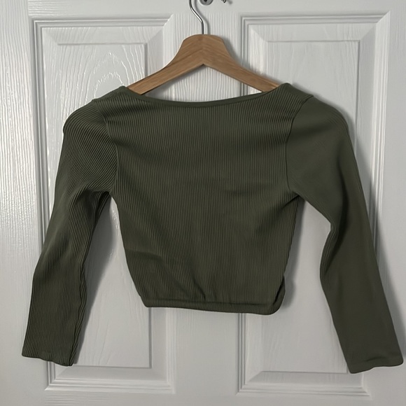 ZARA seamless green top - Picture 4 of 4